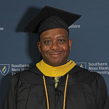 Jeanrobert Dumont '23, a bachelor's in healthcare administration SNHU graduate