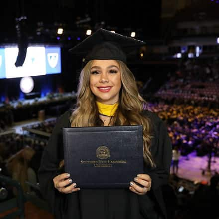 Tiare Hazen '23, a bachelor's in business administration graduate at SNHU.