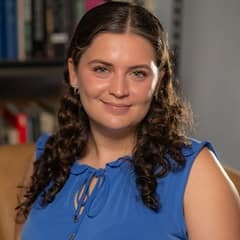 Jessica Cozzi, 2022 graduate from SNHU's MFA in Creative Writing program.