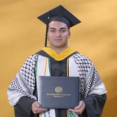 Jonathan Oubenslimane '24, a bachelors in business administration graduate from SNHU