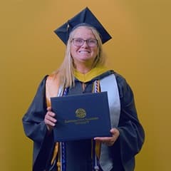 Kelly Pilotte '25, bachelor's degree in business with a concentration in nonprofit management from SNHU.