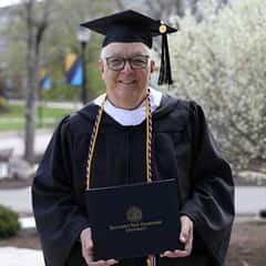 Robert Heckinger '23, a bachelor's in general studies graduate from SNHU.